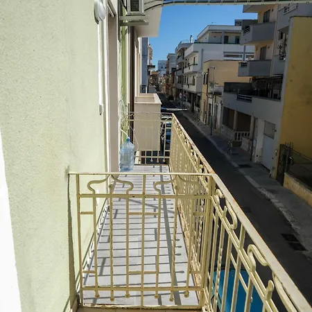 Kosmosuite Lägenhet Brindisi